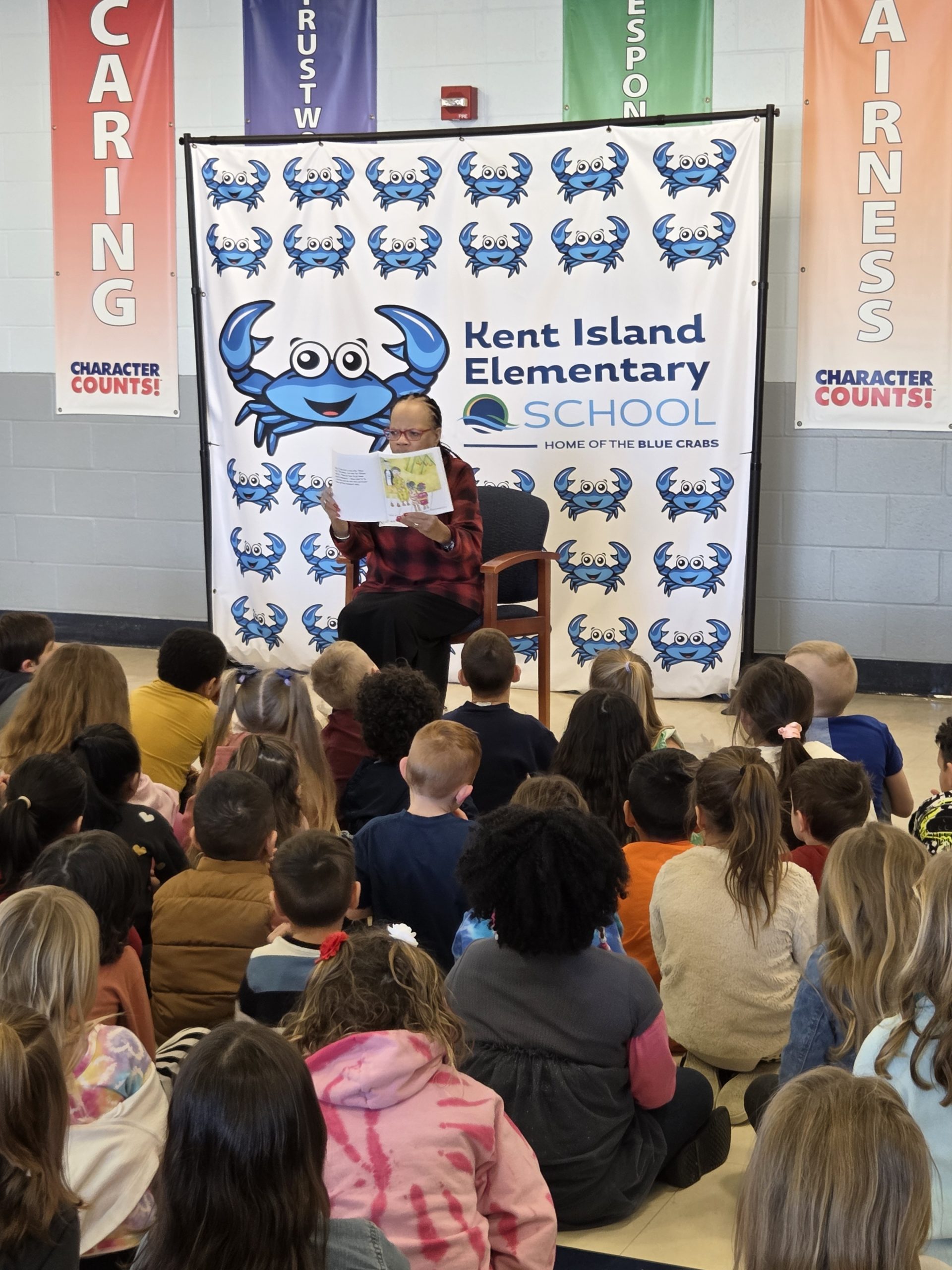 Playground Heroes reading at Kent Island Elementary School